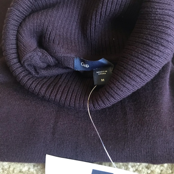 GAP Turtle Neck Bundle - Picture 6 of 8